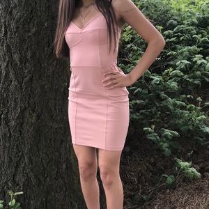 Pink bodycon dress